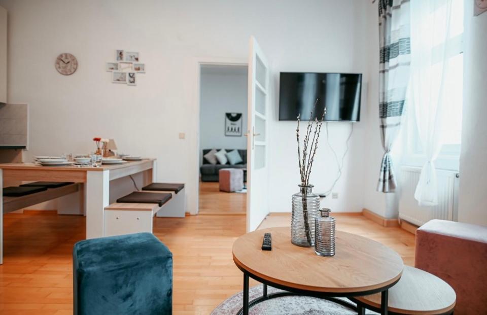 Raimond Apartment Top 27 Wenen Buitenkant foto
